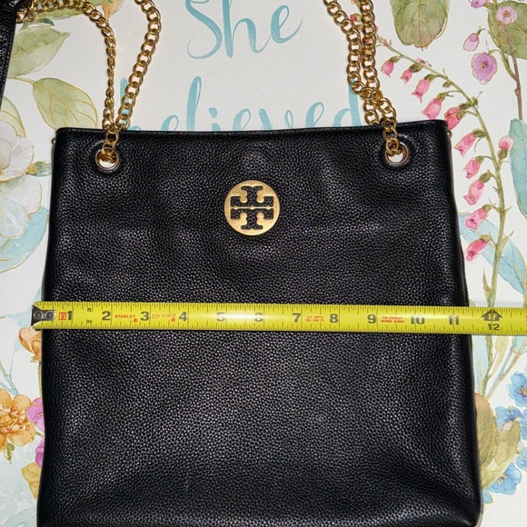 Tory Burch Everly Leather Swingpack Bag - Picture 9 of 13